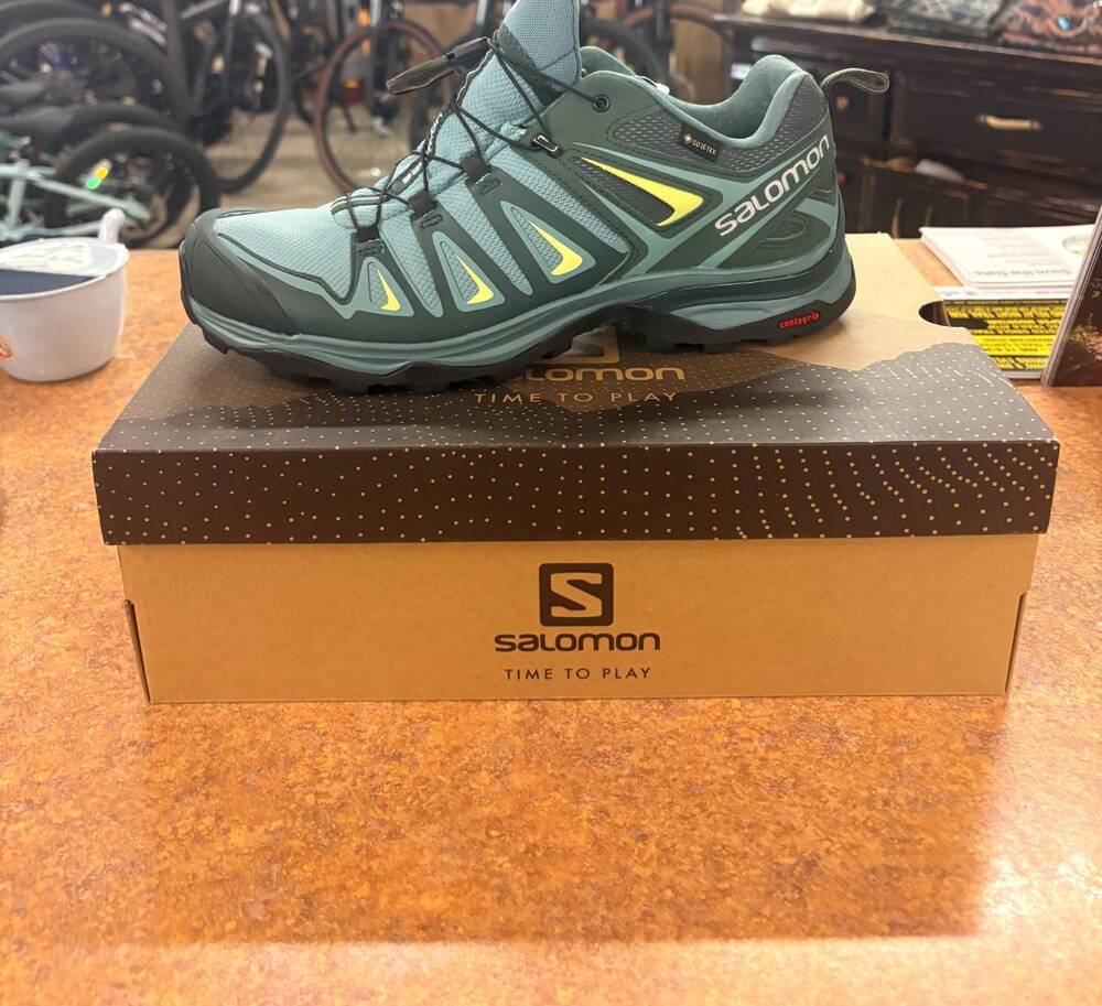 NEW SALOMON women's x ultra 3 gtx shoes in artic/dark lime